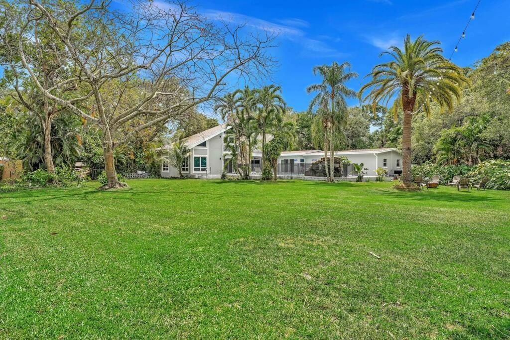 Rare Hidden Getaway Heated Pool 1.5 Acres! Sleeps 16 Fort Lauderdale Exterior foto