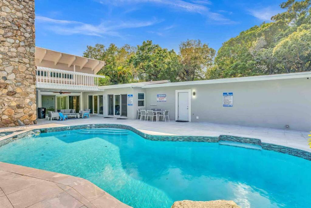 Rare Hidden Getaway Heated Pool 1.5 Acres! Sleeps 16 Fort Lauderdale Exterior foto