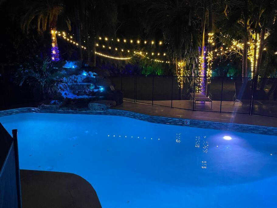 Rare Hidden Getaway Heated Pool 1.5 Acres! Sleeps 16 Fort Lauderdale Exterior foto