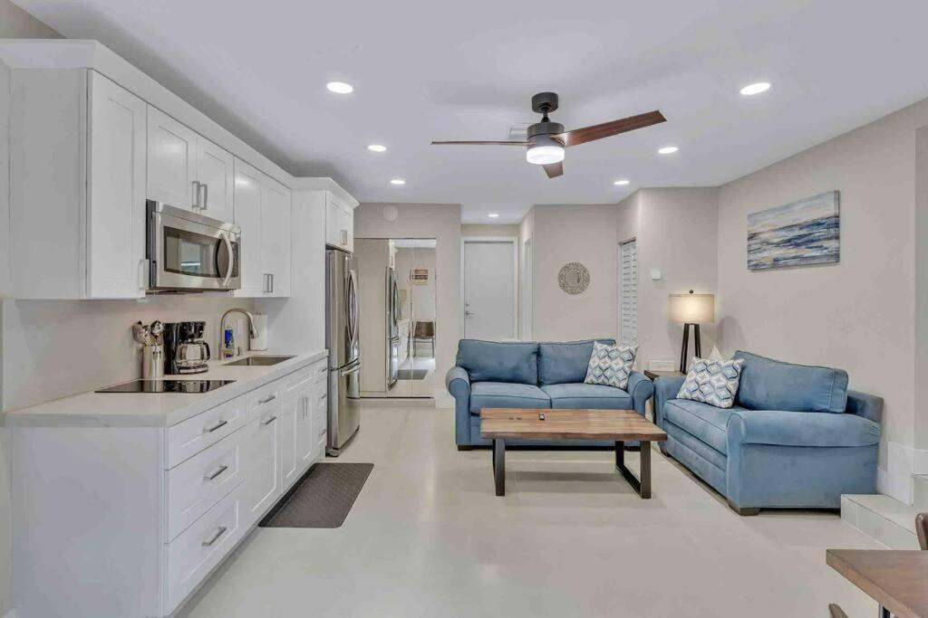 Rare Hidden Getaway Heated Pool 1.5 Acres! Sleeps 16 Fort Lauderdale Exterior foto
