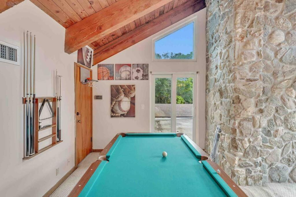 Rare Hidden Getaway Heated Pool 1.5 Acres! Sleeps 16 Fort Lauderdale Exterior foto